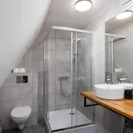 Villa 84 & Apartments - Jacuzzi, Sauna
