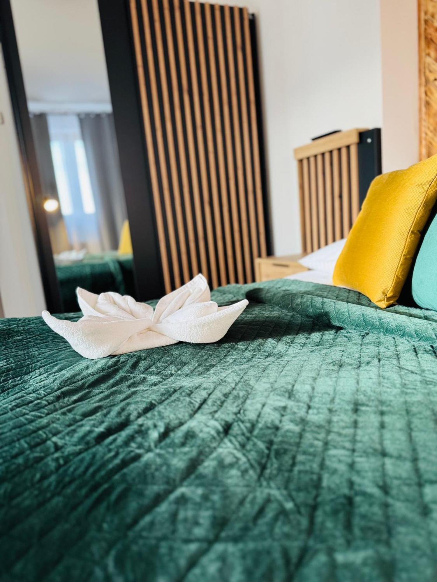 Villa 84 & Apartments - Jacuzzi, Sauna Frühstückspension Zakopane