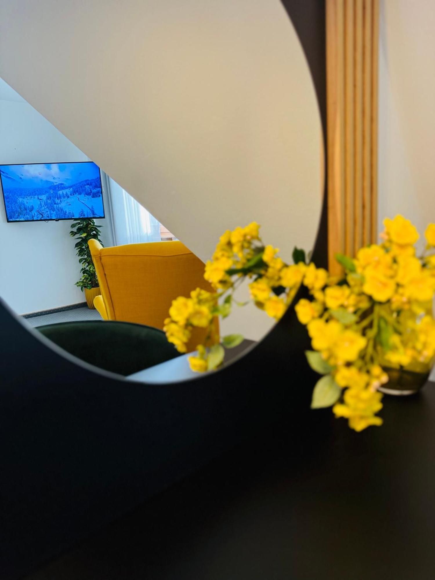 Villa 84 & Apartments - Jacuzzi, Sauna * Zakopane